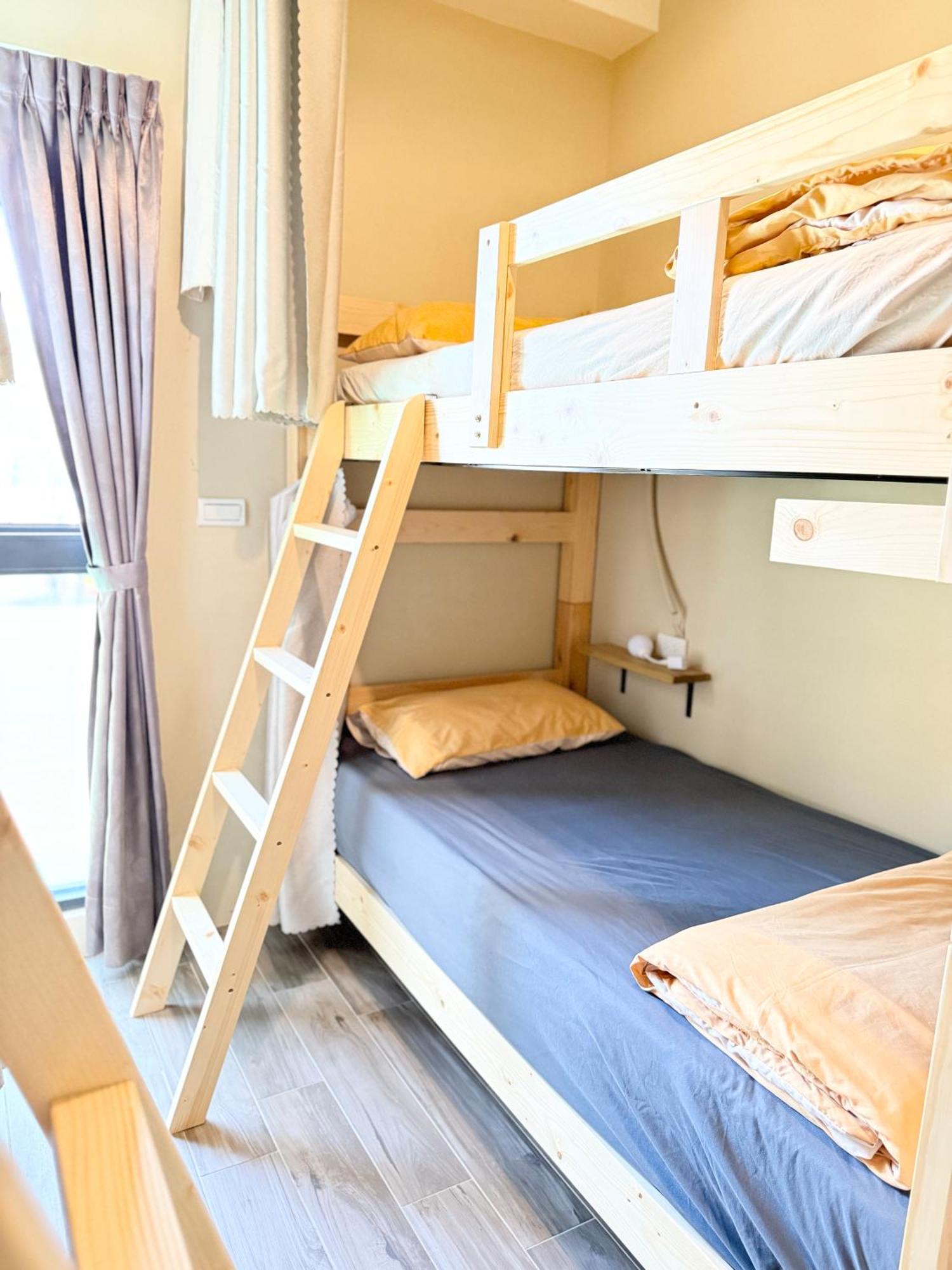 Dreamy Nomads Hostel日月潭背包客 Юйчи Экстерьер фото
